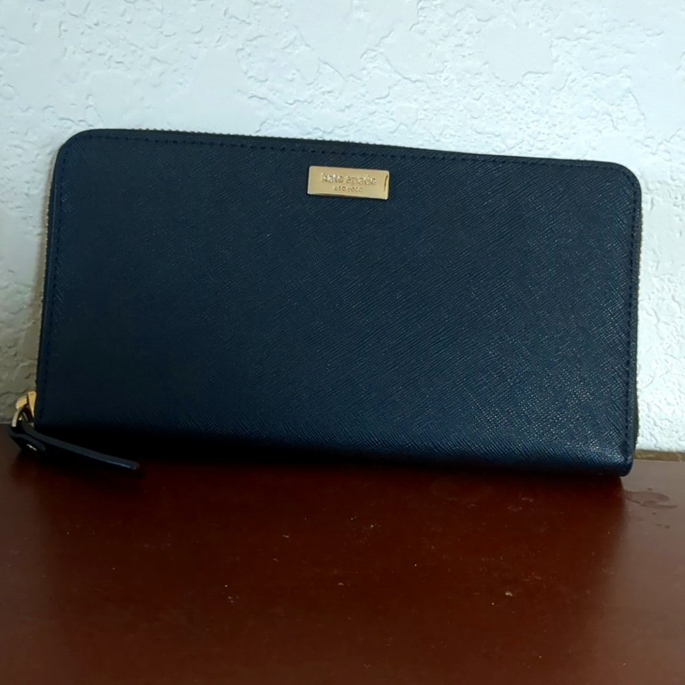 Kate Spade wallet clouch